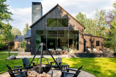 ICON-Wood-River-Hideaway-375x300